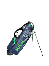 Charger l&#39;image dans la galerie, Sac de Golf - Volvik Sac Trepied ORBITER Etanche – Bleu Marine - Vert - Horslimits - balles de golf
